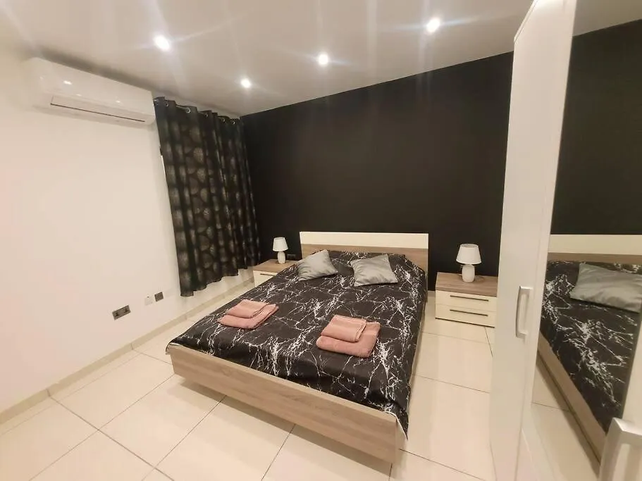 New&Cosy Apartment With Balcony San Ġwann Málta