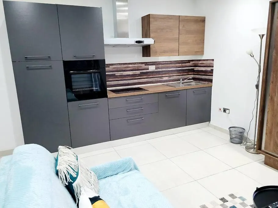 New&Cosy Apartment With Balcony San Gwann Malta