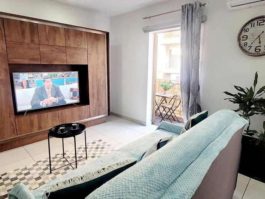 New&Cosy Apartment With Balcony San Gwann