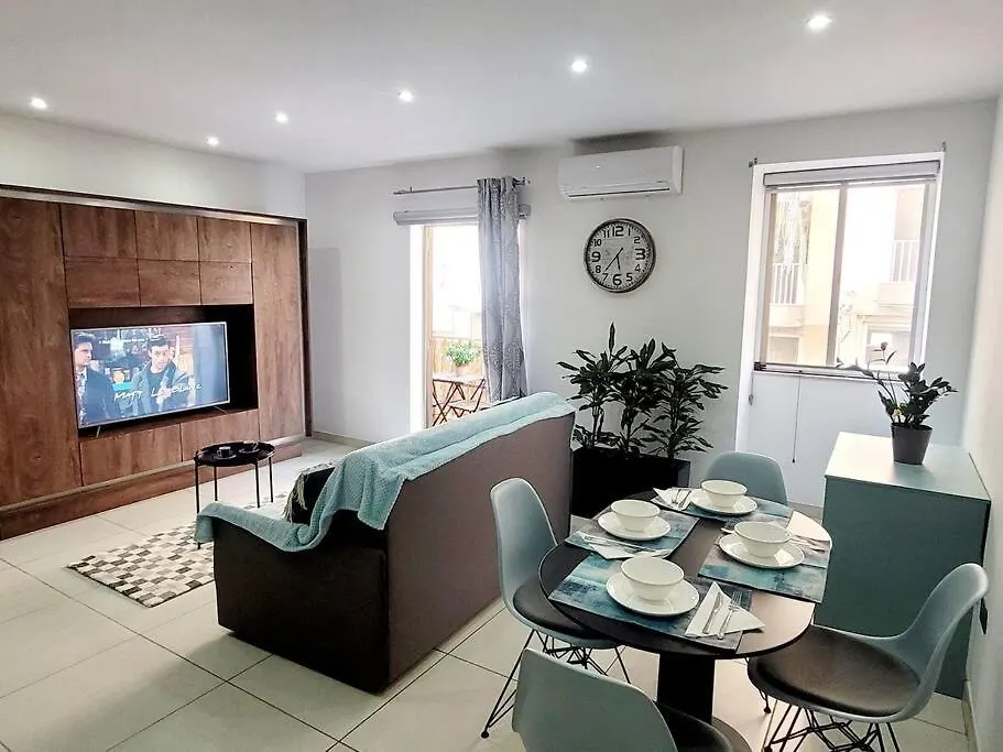 New&Cosy Apartment With Balcony San Gwann 0*,